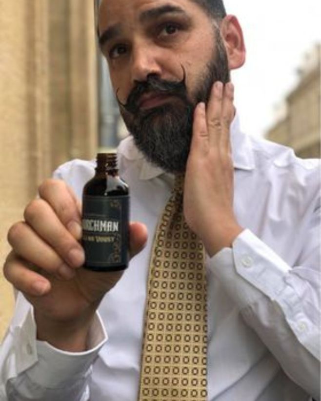 Tak trochu návrat do minulosti s úžasným @czechdappermen ❤️. Nechce se nám tomu vůbec věřit, ale tohle foto vzniklo před...